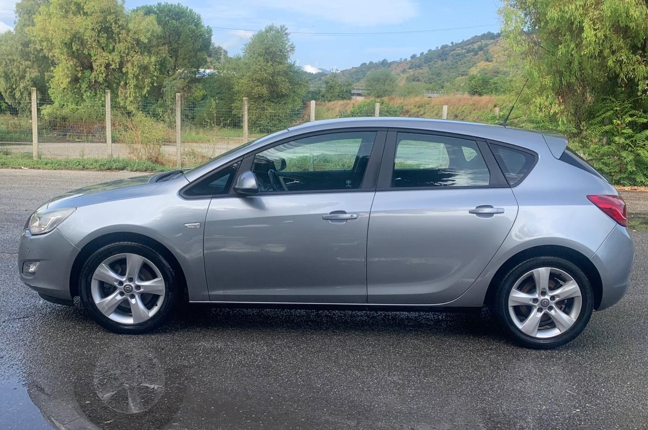 Opel Astra 1.7 CDTI 110CV 5p Cosmo 120000km