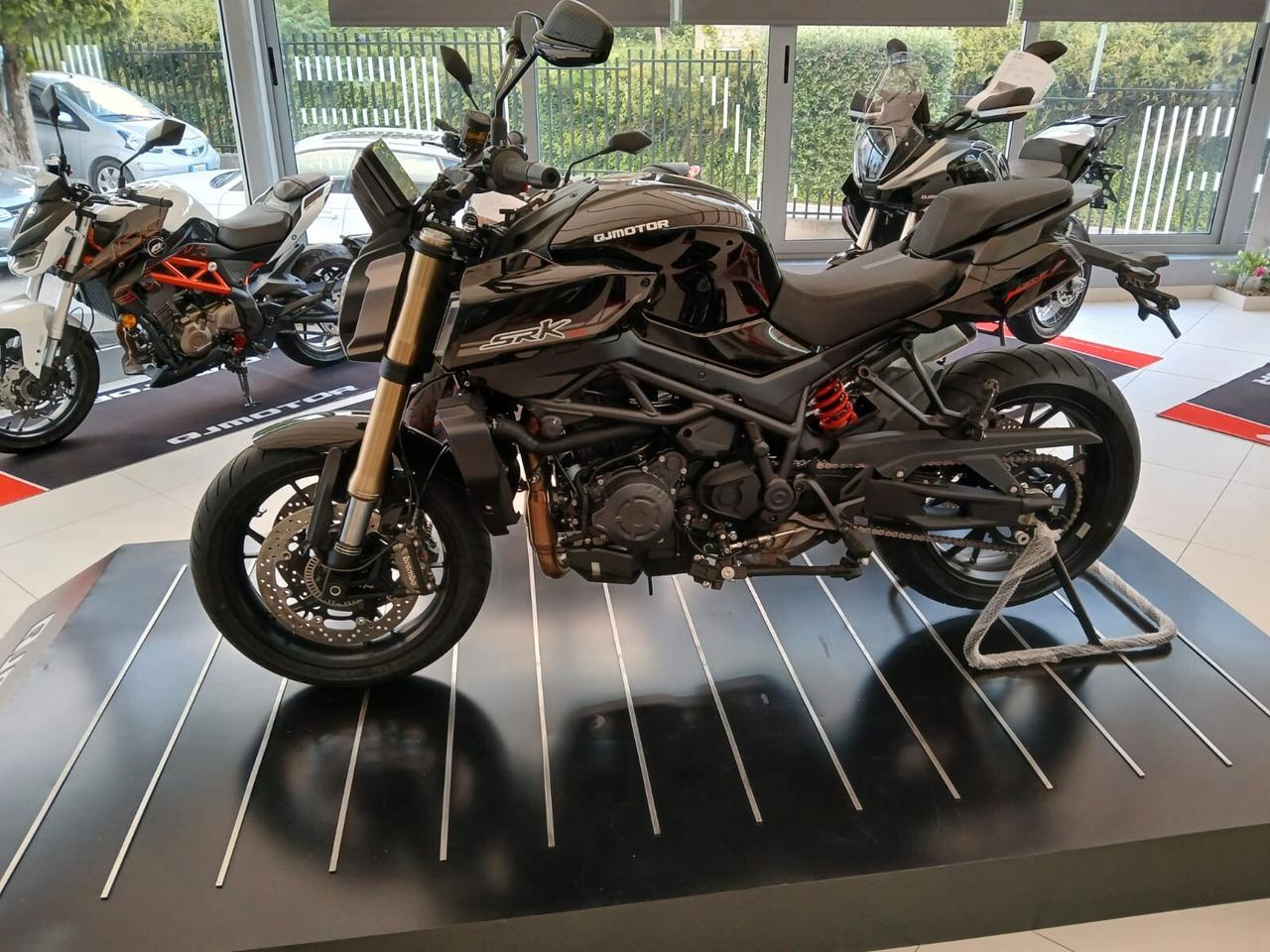 QJ MOTOR SRK 900-NUOVA-PRONTA CONSEGNA