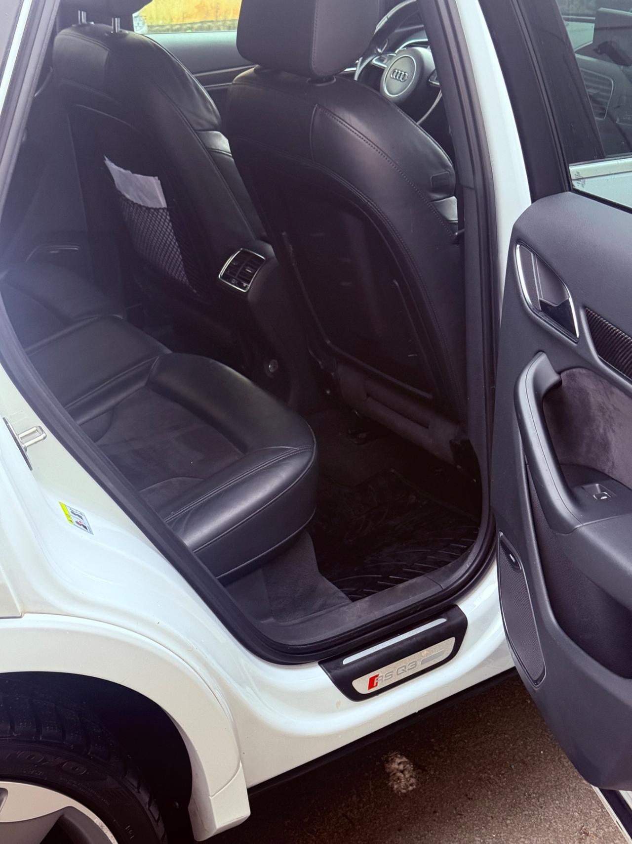 Audi Q3 RS 2.5 TFSI quattro S tronic