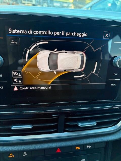 Volkswagen T-Roc 2.0 TDI SCR 150 CV DSG R-Line