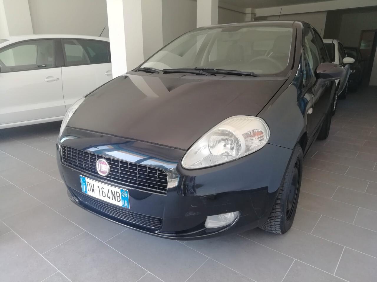 Fiat Grande Punto Grande Punto 1.4 5 porte Dynamic Natural Power "SOLO 121.000 KM"
