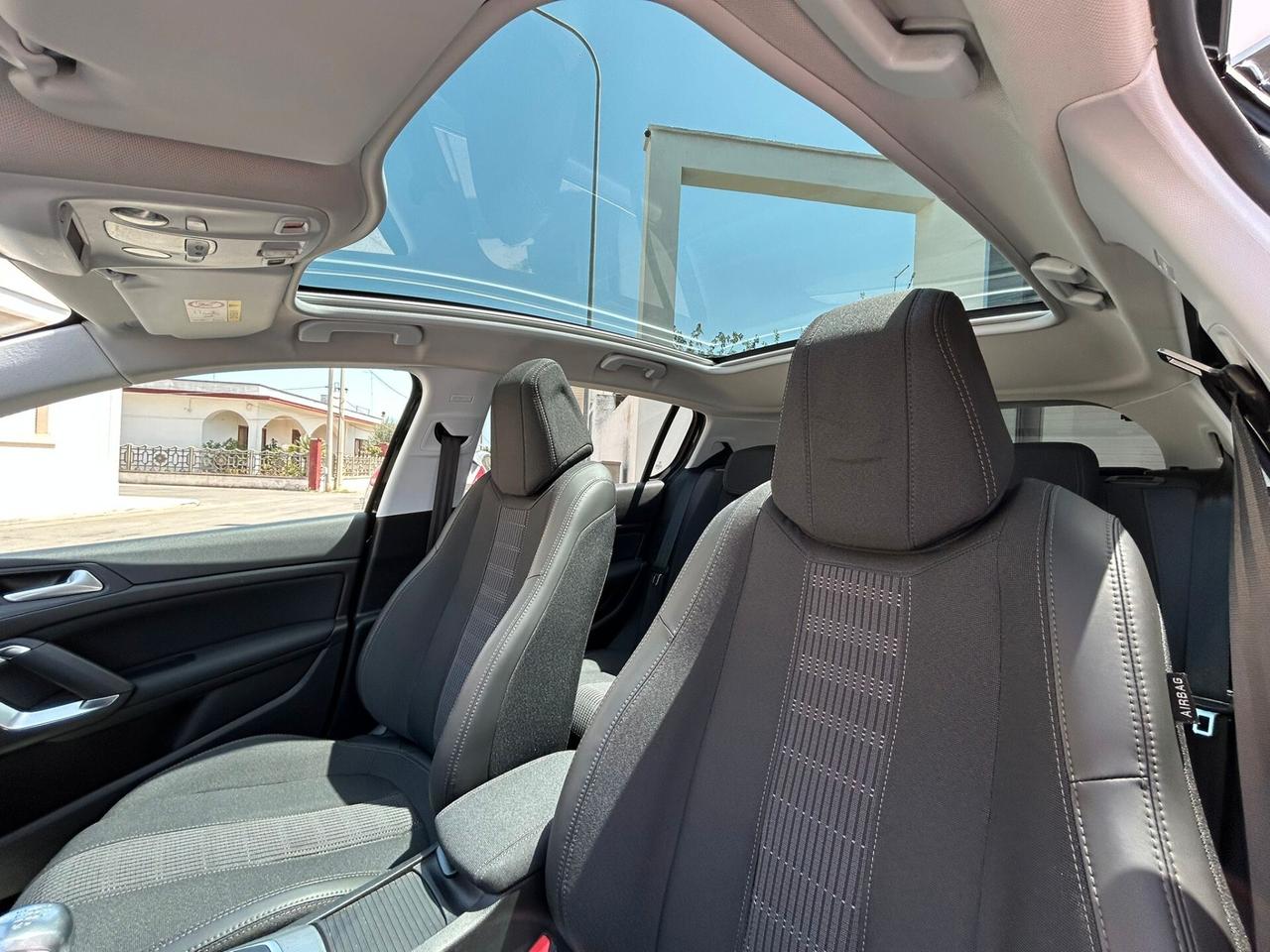 Peugeot 308 BERLINA 1.5BlueHDi ALLURE TETTO-2018