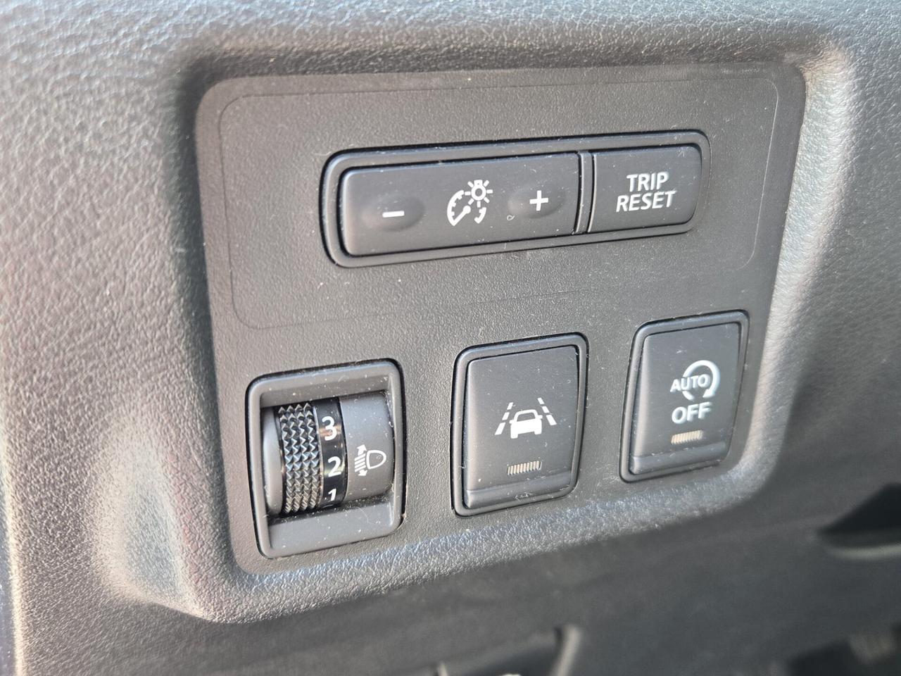 Nissan Micra 0.9 IG-T 12V 5 porte N-Connecta