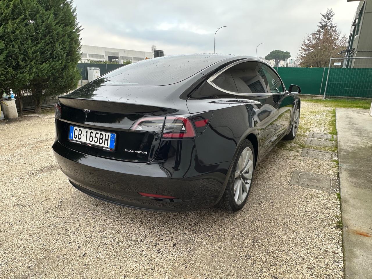 Tesla Model 3 Long Range Dual Motor AWD