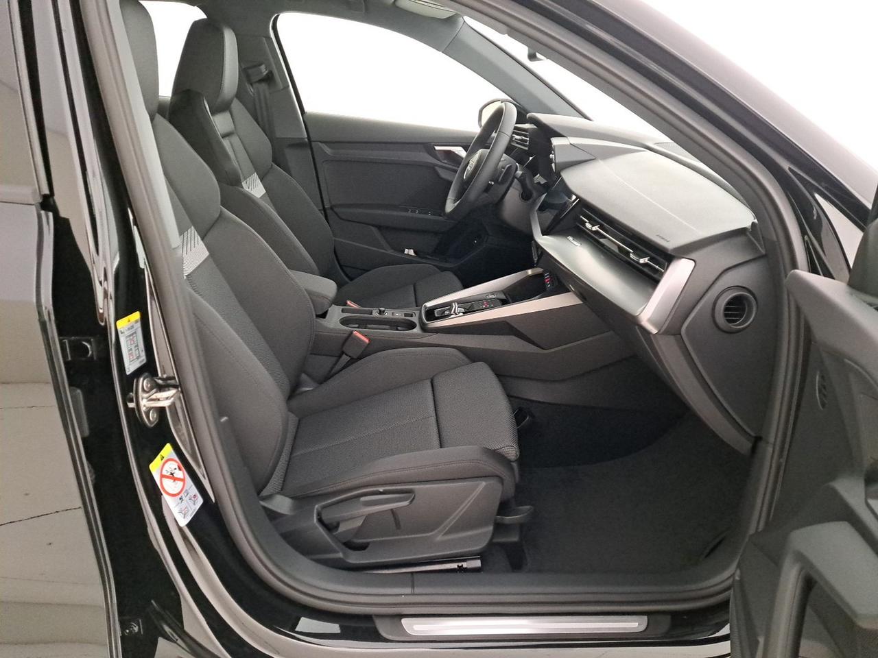 Audi A3 sportback 35 1.5 tfsi mhev business advanced s-tronic