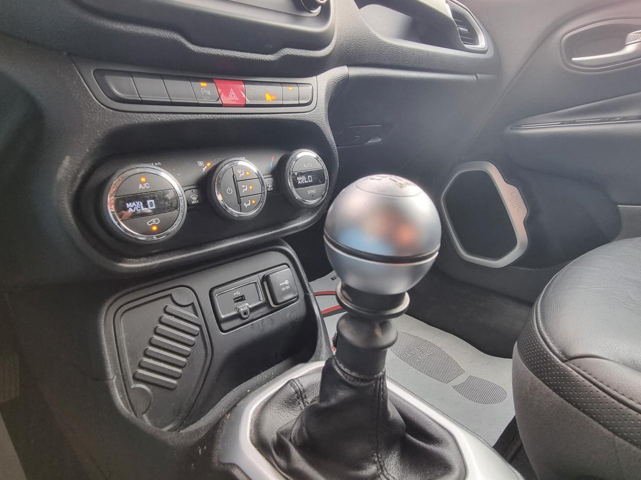 Jeep Renegade 1.6 mjt Longitude fwd 120cv E6