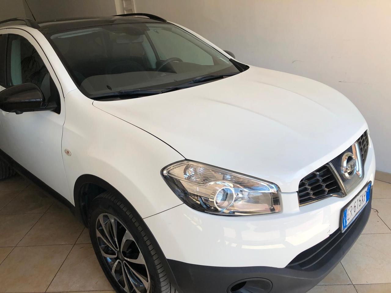 Nissan Qashqai 1.6 dCi DPF 360