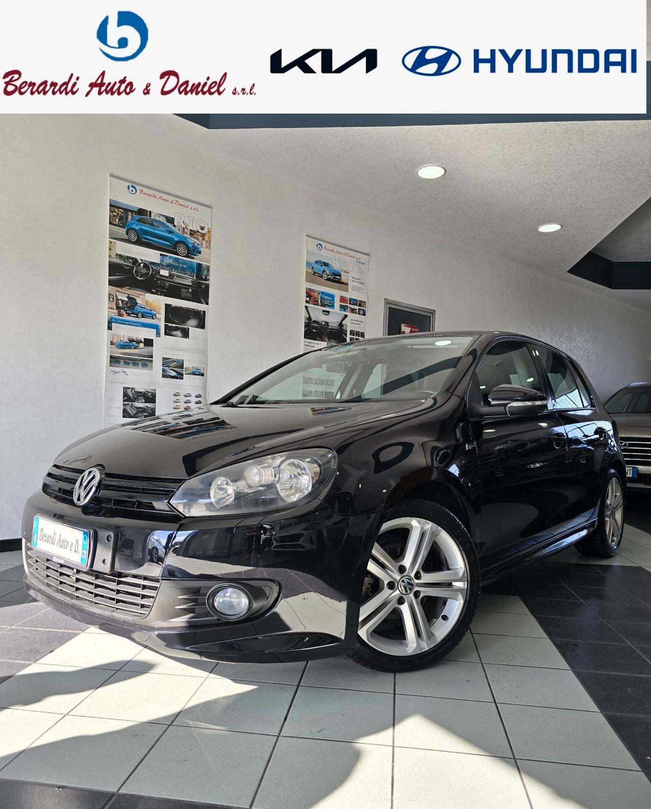 Volkswagen Golf 1.6 TDI R LINE 5P