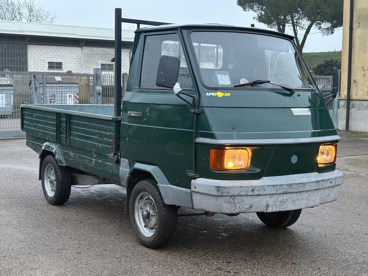 Piaggio poker ribaltabile