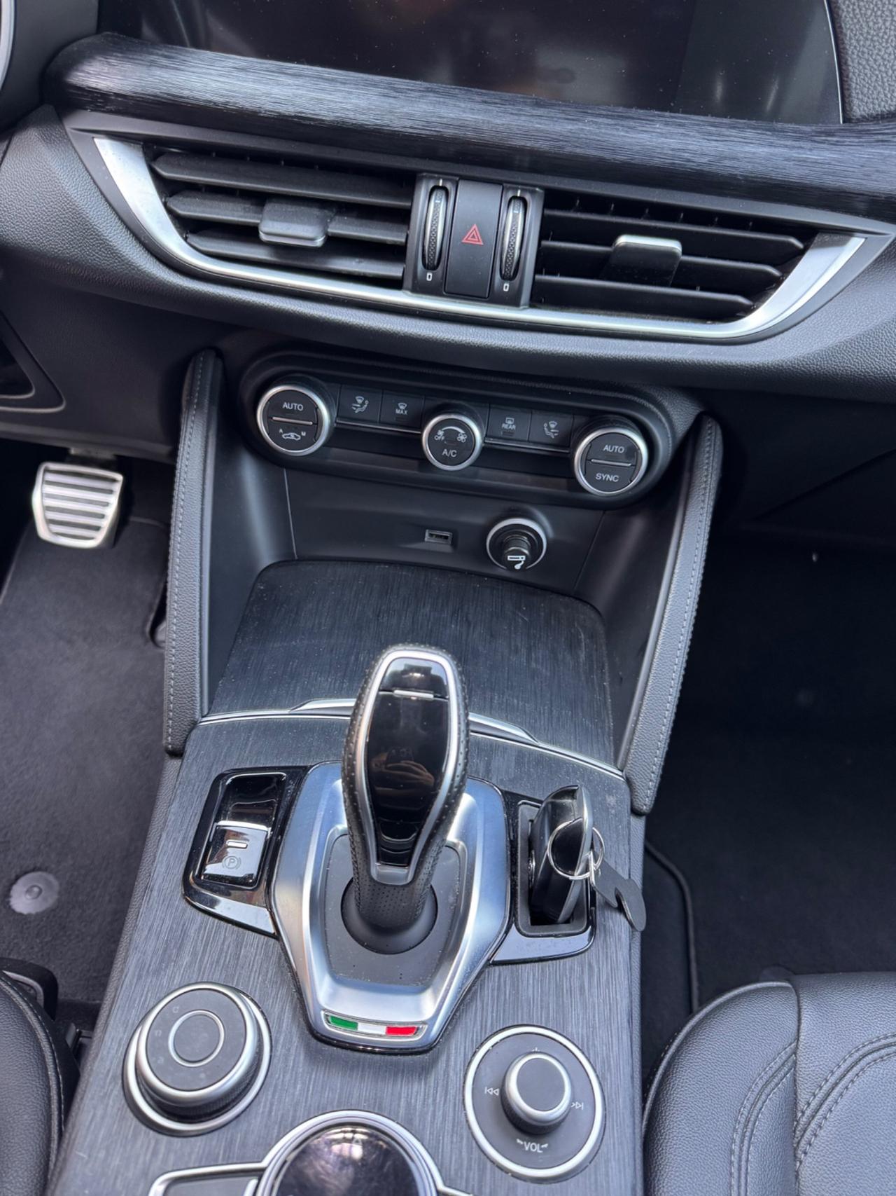 Alfa Romeo Stelvio 2.2 Turbodiesel 210 CV AT8 Q4 Sprint