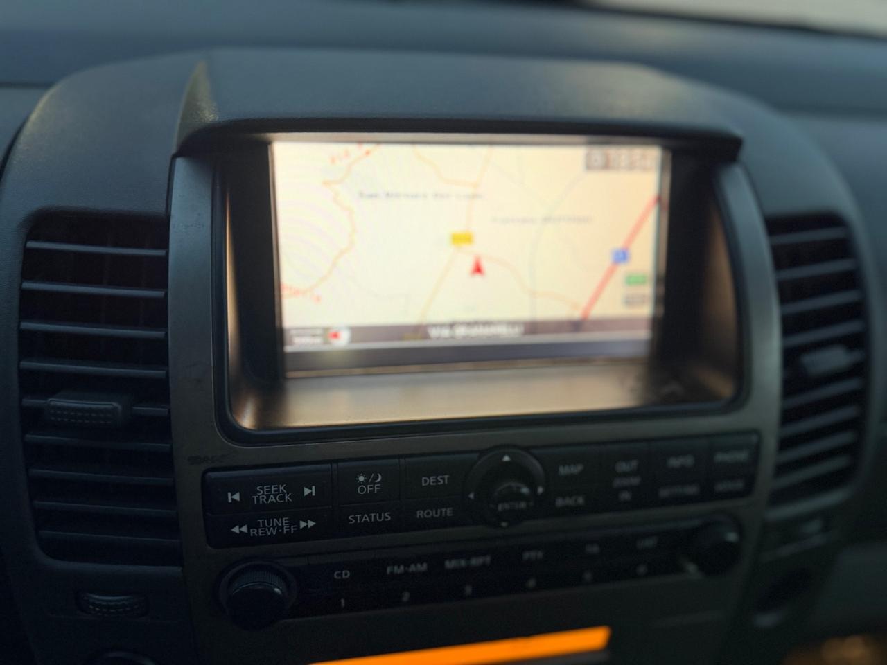 Nissan Navara 2.5 dCi 4 porte Double Cab LE