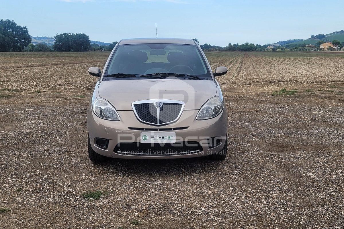 LANCIA Ypsilon 1.2 Oro