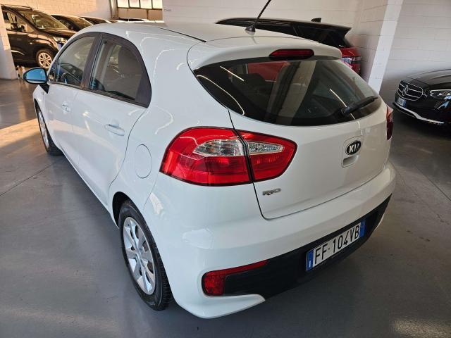 Kia Rio Rio III 2011 5p 1.2 Cool eco Gpl