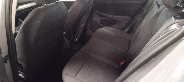 VOLKSWAGEN Golf 1.0 eTSI EVO DSG Life 17" MHEV