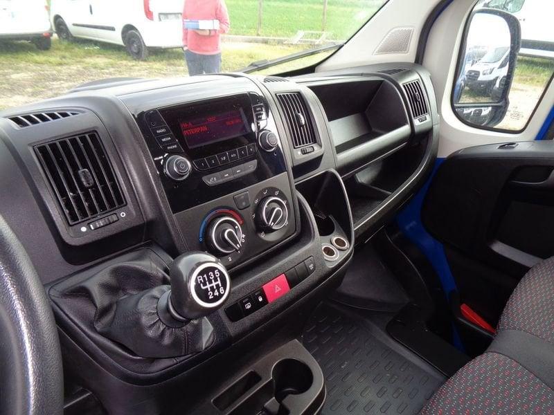 Peugeot Boxer 330 2.2 BlueHDi 140 S&S PC-TN + IVA