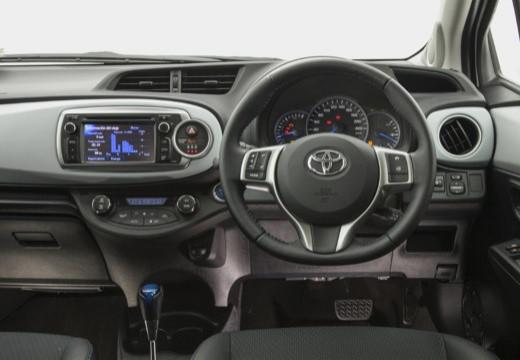 TOYOTA Yaris III 2011 - Yaris 5p 1.0 Active