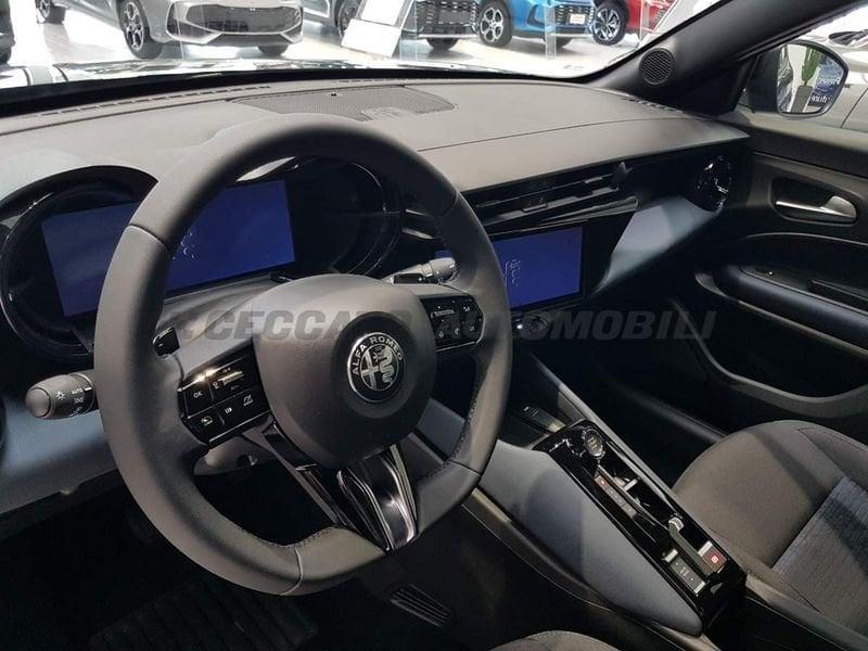 Alfa Romeo Junior Junior 1.2 ibrida 136cv edct6