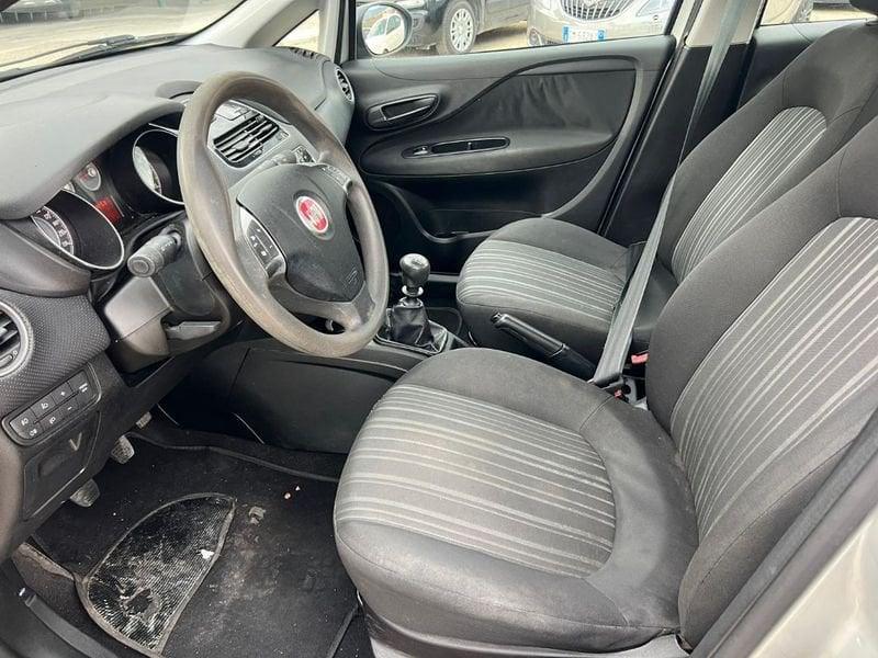 FIAT Punto 1.2 Easy 69cv LEGGI