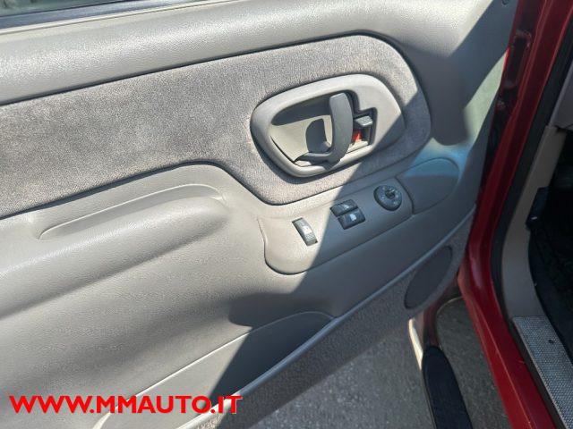 CHEVROLET Silverado 4X4 + RIDOTTE. 1500 6POSTI