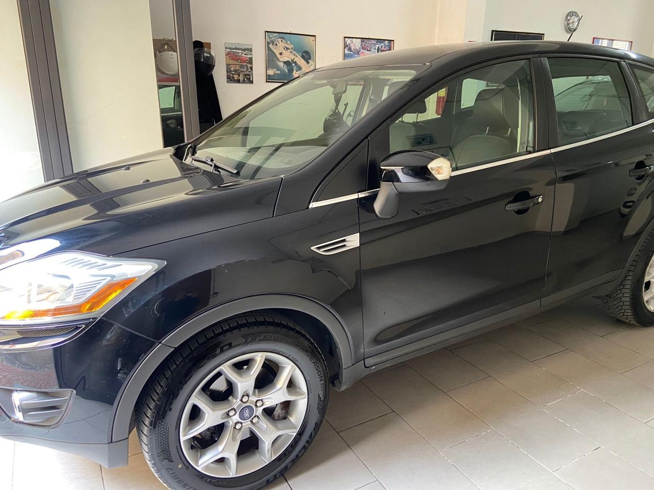 Ford Kuga 2.0 TDCI 140 CV 2WD Titanium