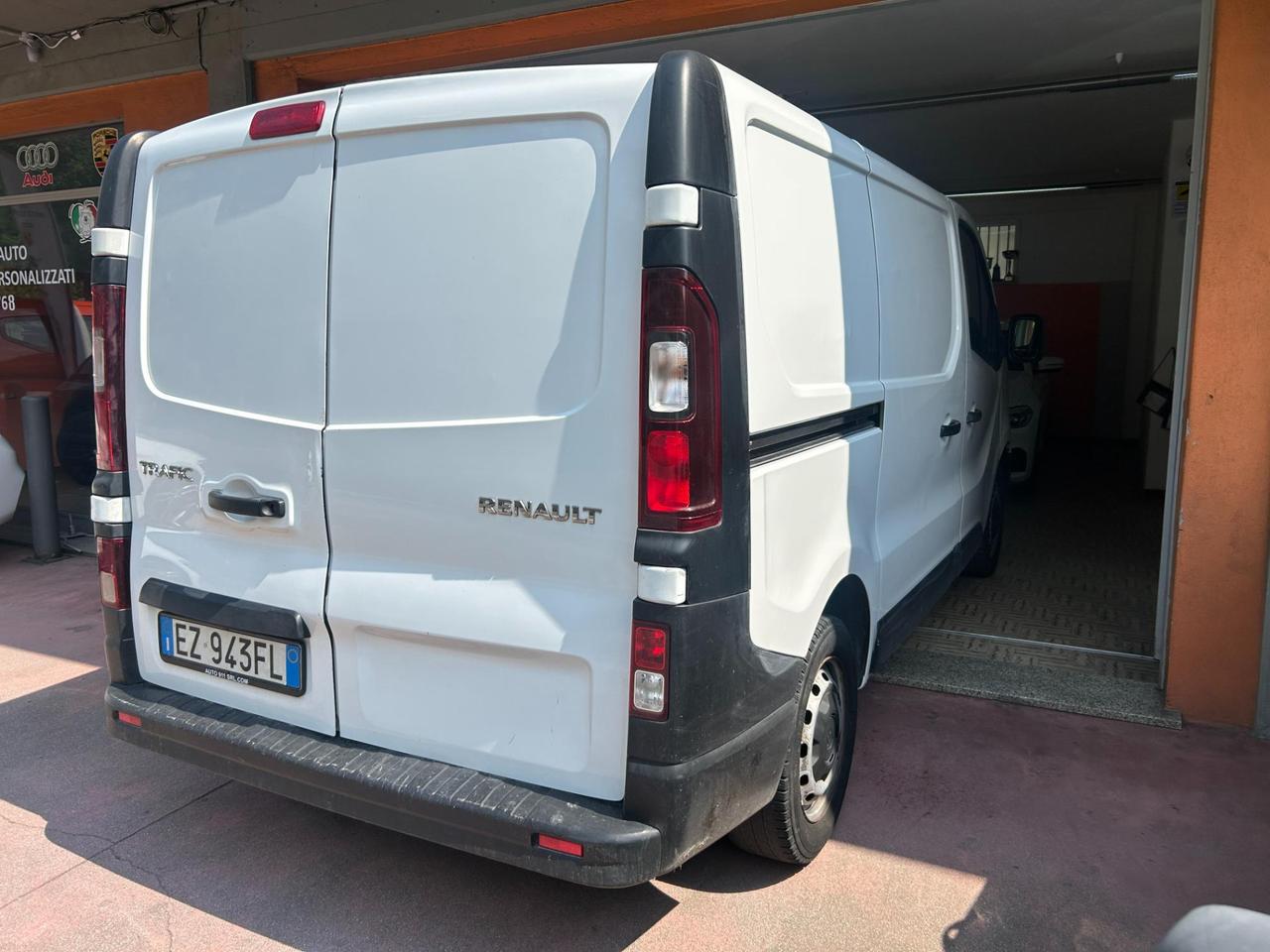 RENAULT Trafic trafic T27 1.6 dci 115cv L1H1 E5b+