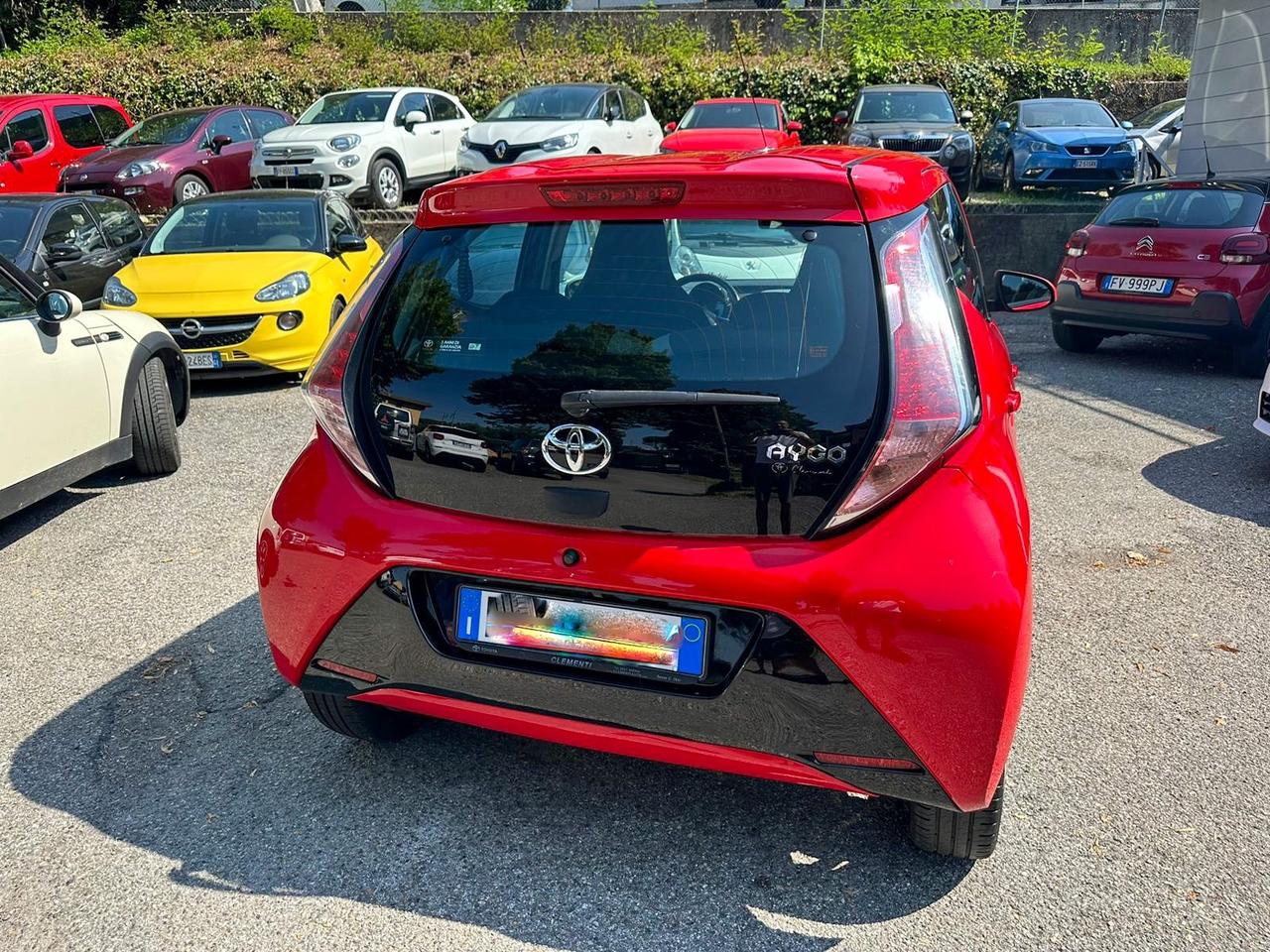 Toyota Aygo 1.0 VVT-i 69 CV 5 porte neopatentati