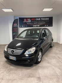 MERCEDES CLASSE B 180- MANUALE