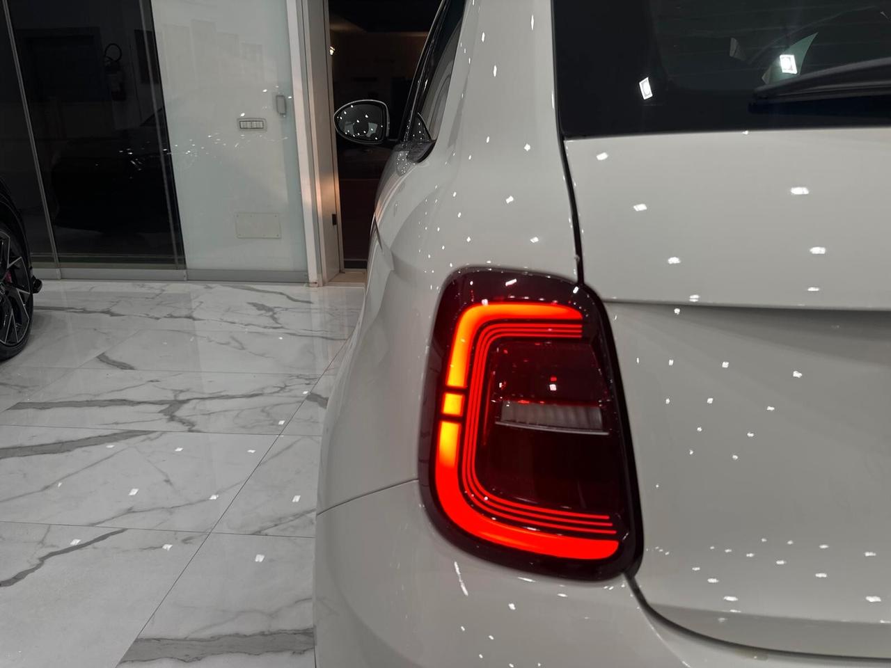 Fiat 500 500e Berlina 23,8 kWh