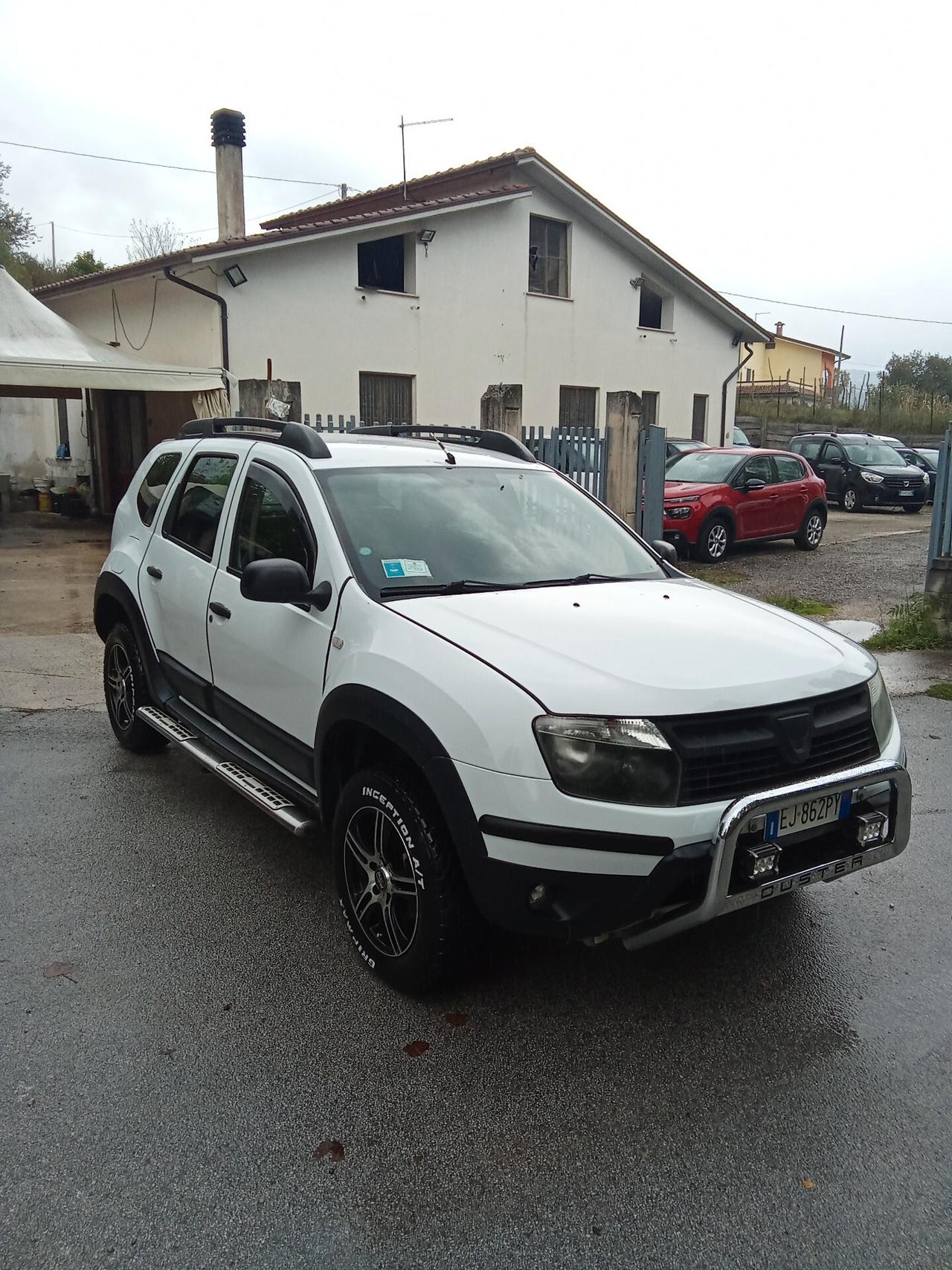 Dacia Duster 1.6 110CV 4x4 GPL 011