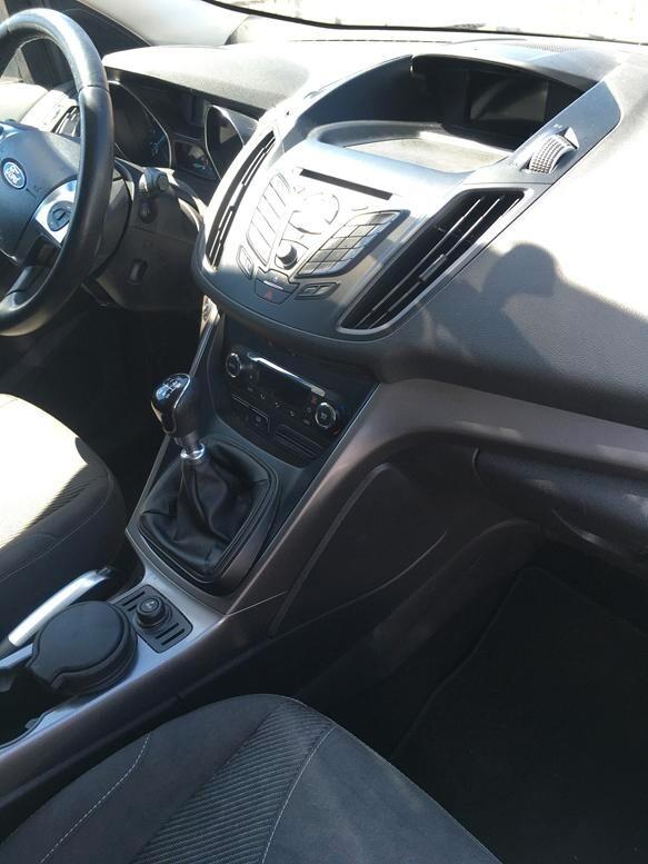 Ford Kuga 2.0 TDCI 140 CV 4WD Titanium