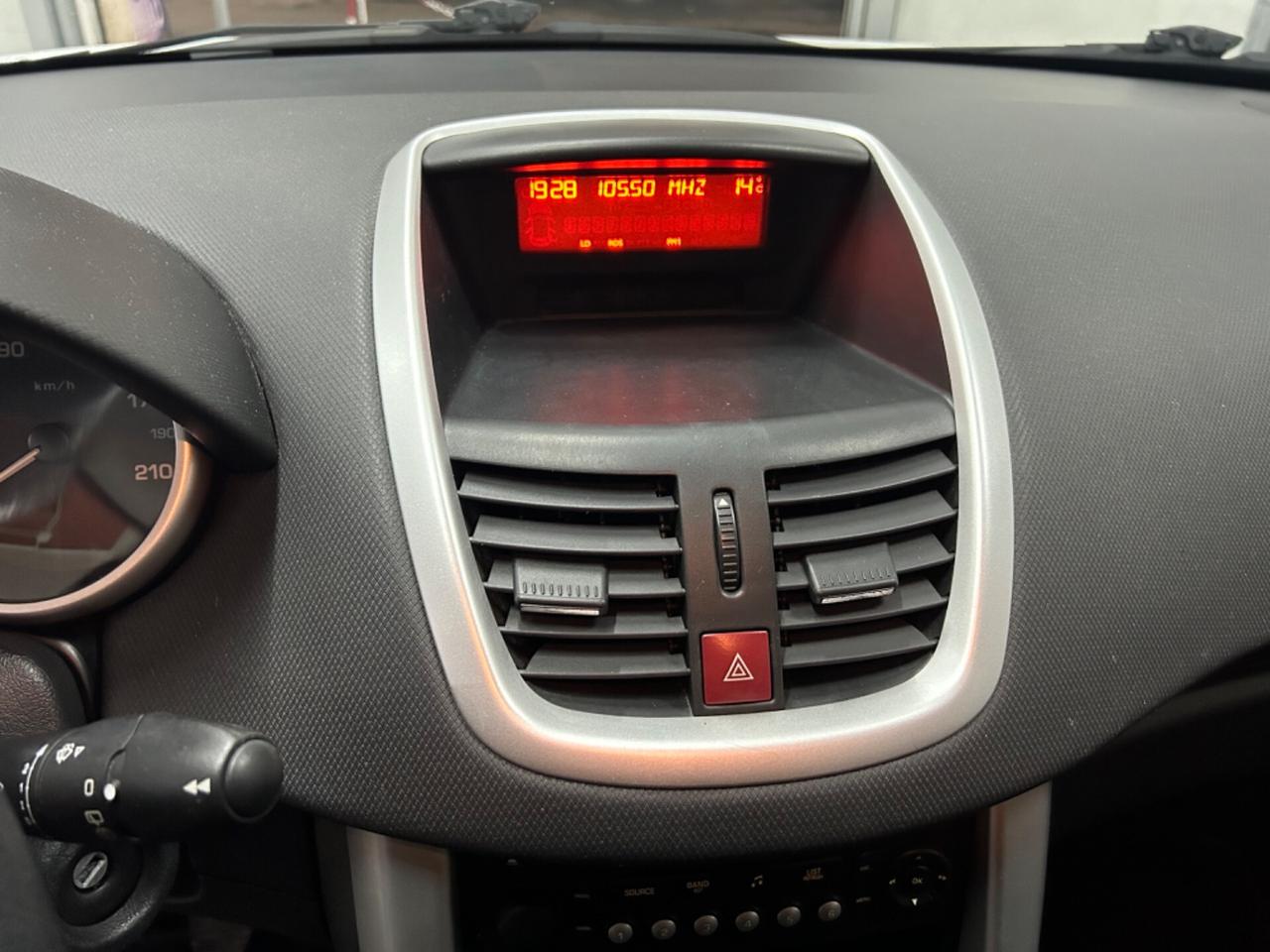 Peugeot 207 1.4 HDi NEO PATENTATI A/C