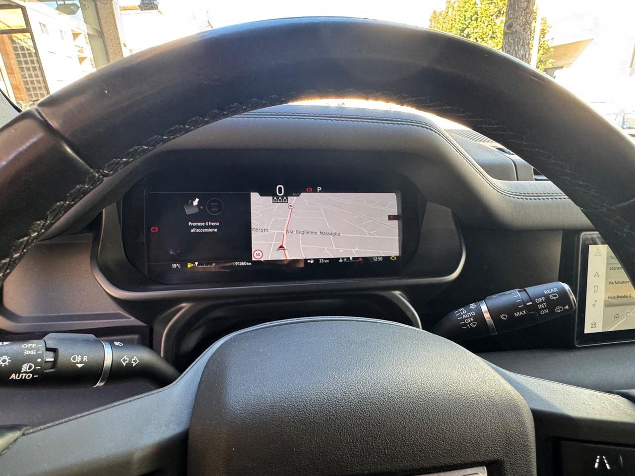 Land Rover Defender 110 3.0 I6 200 CV AWD Auto X-Dynamic HSE