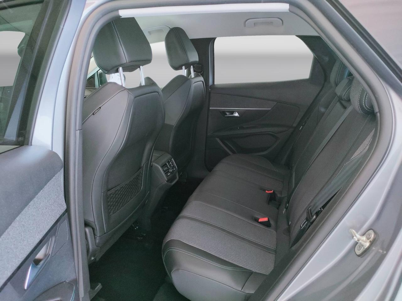 PEUGEOT 3008 II 2021 - 3008 1.5 bluehdi Allure s&s 130cv eat8