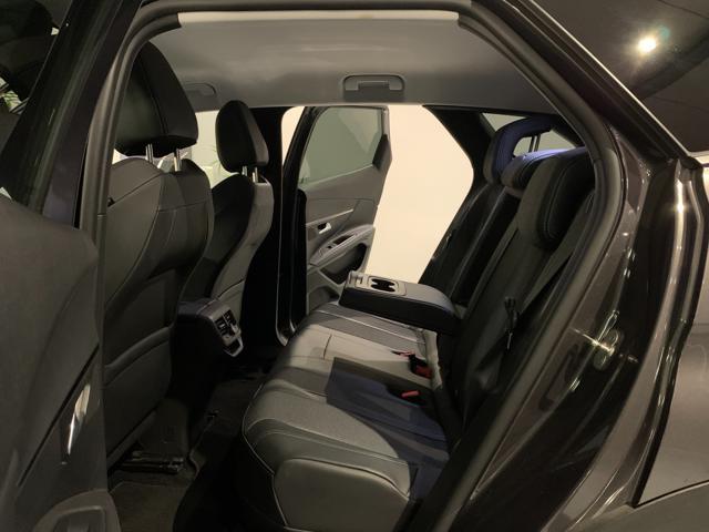 PEUGEOT 3008 Hybrid 225 e-EAT8 Allure Pack