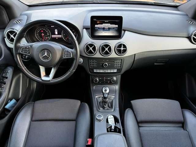 Mercedes-Benz B 180 B 180 d Sport
