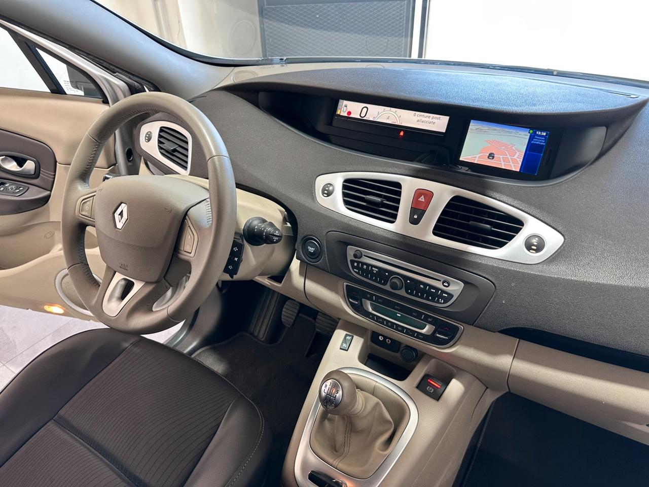 Renault Scenic Scénic X-Mod 1.5 dCi 110CV - SOLO 85.000 KM!!!!!!! NUOVA