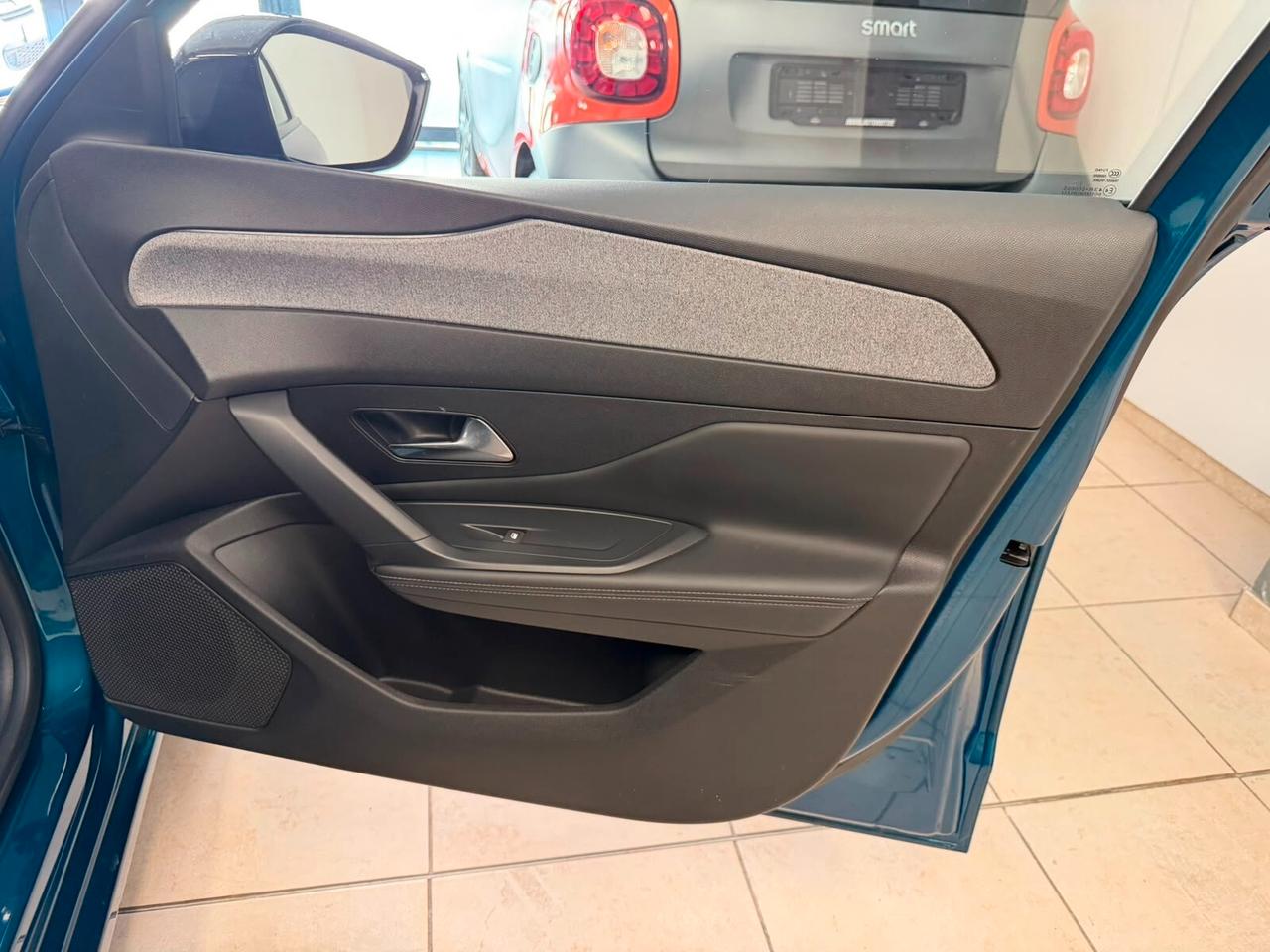 Peugeot 308 PureTech Turbo 130 S&S Allure rate da 170 € al mese