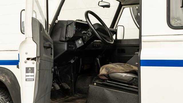 LAND ROVER Defender Td5 SW County**VEICOLO IN CONTO VENDITA**UNIPRO