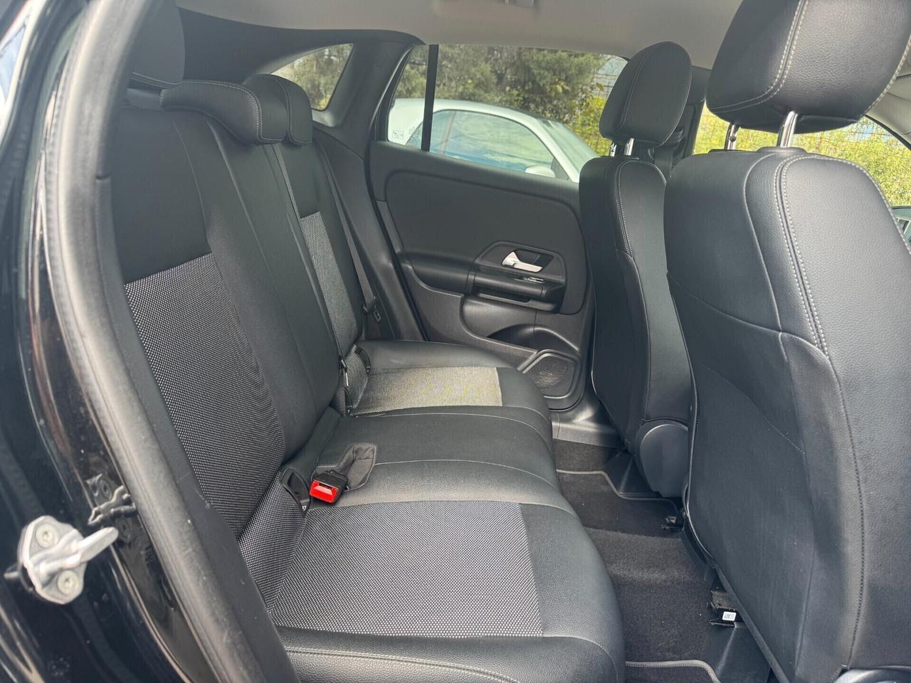Mercedes-benz GLA 180 d Automatic Sport 2021