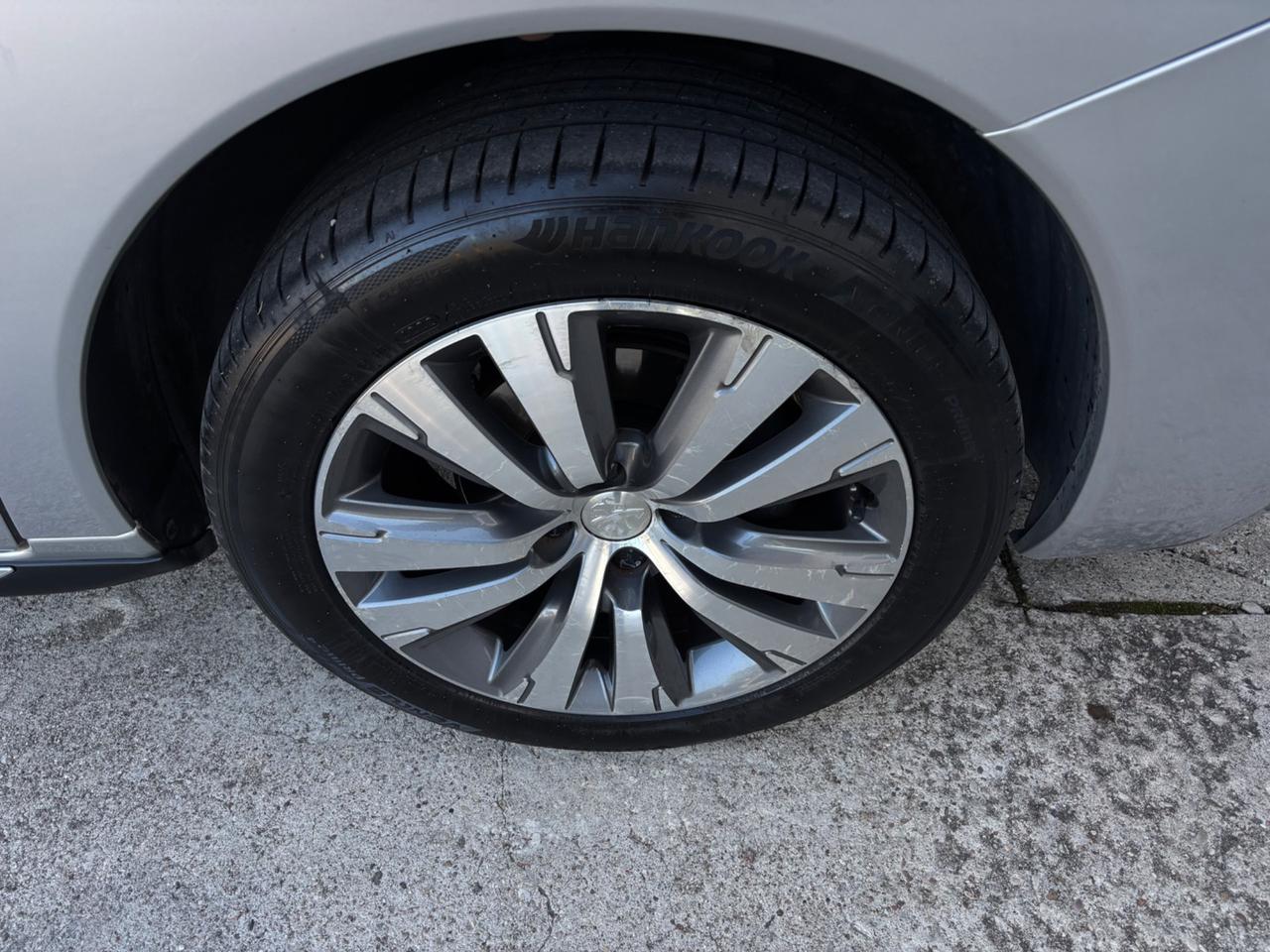 Peugeot 3008 1.6 HDI. Neopatentati. Garanzia