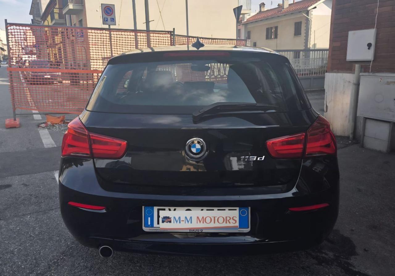 BMW Serie 1 5 Porte 118d Advantage 5p auto