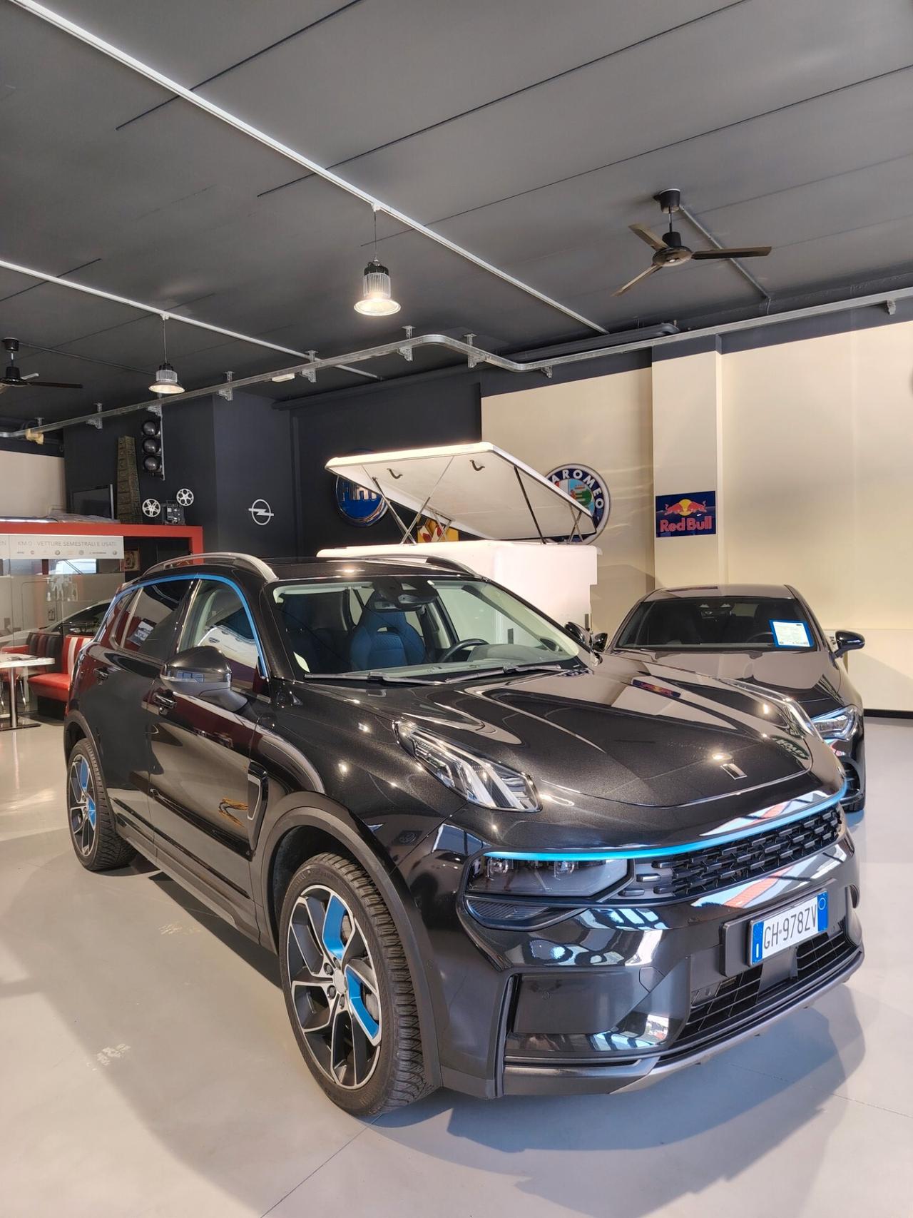 Lynk&co 01 PHEV
