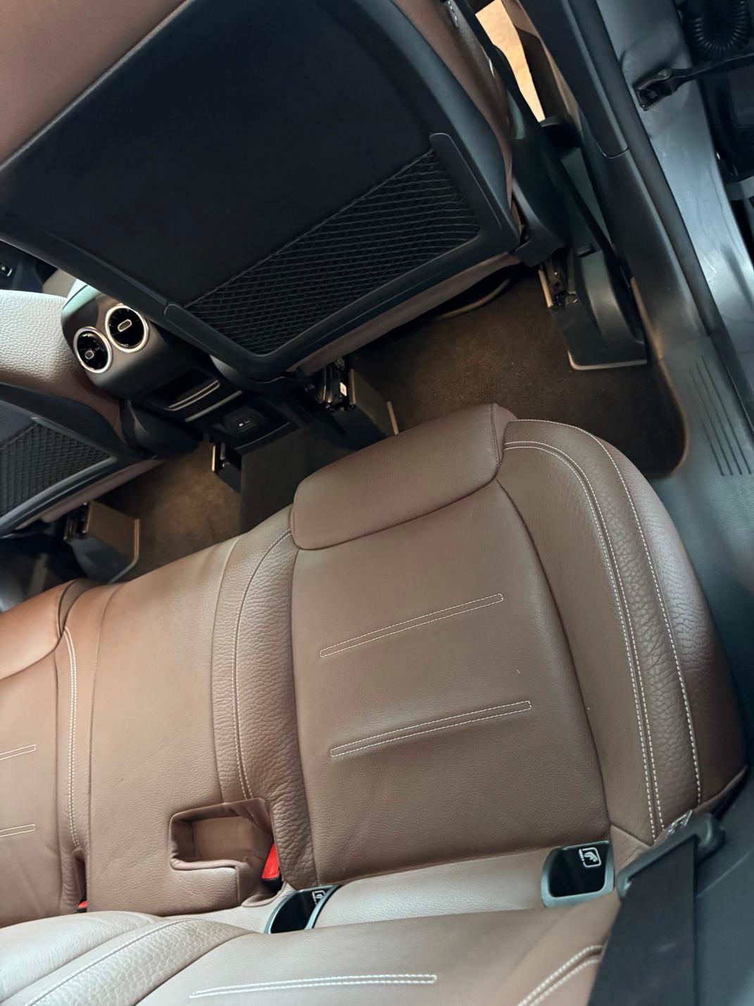 Mercedes GLA 200d AMG Premium Tetto Soli 29000 km