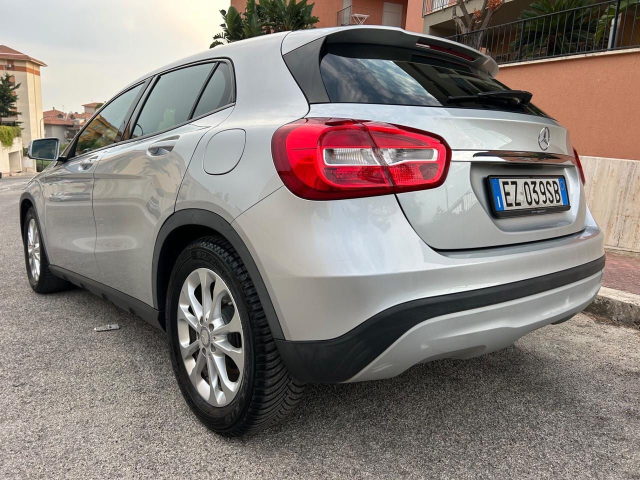 Mercedes-benz GLA 180 d Executive