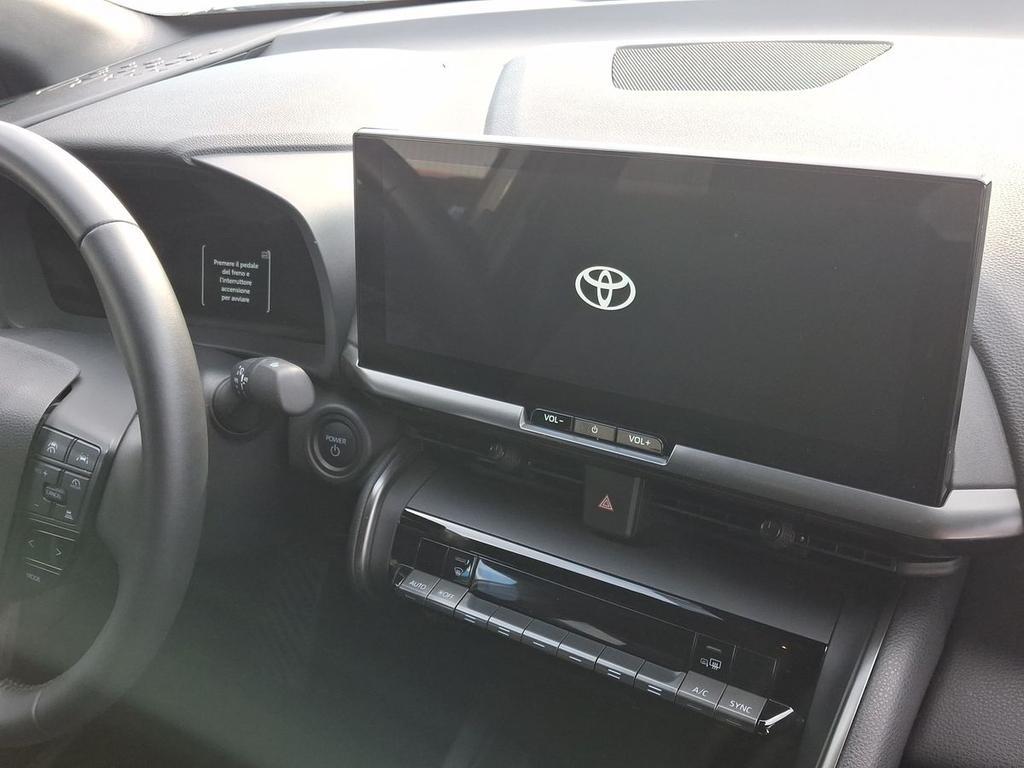 Toyota C-HR 1.8 hv Trend fwd e-cvt