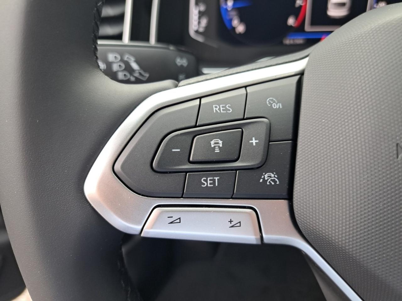 Volkswagen Taigo 1.0 tsi 110 cv r-line