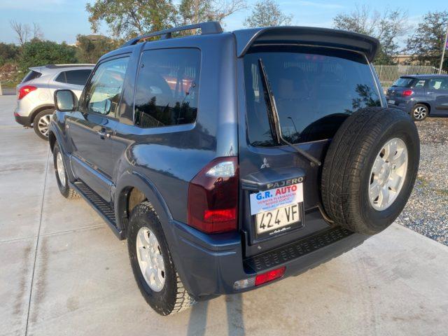 MITSUBISHI Pajero 2.5 TDI DA VETRINA