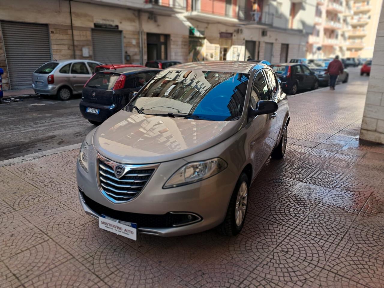 LANCIA YPSILON 900 METANO-NEOPATENTATI-Euro5250