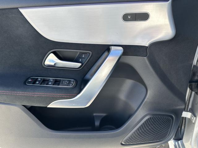 MERCEDES-BENZ A 180 d Automatic AMG Line Premium VENDE PRIVATO