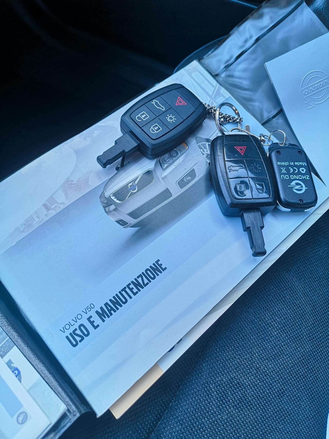 Volvo V50 D4 Kinetic 115cv - 2011